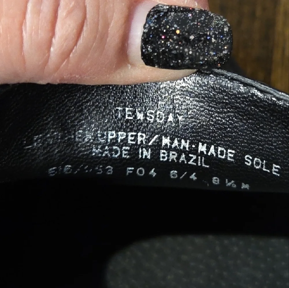 Etienne Aigner Black Women's Mules - Picture 10 of 10